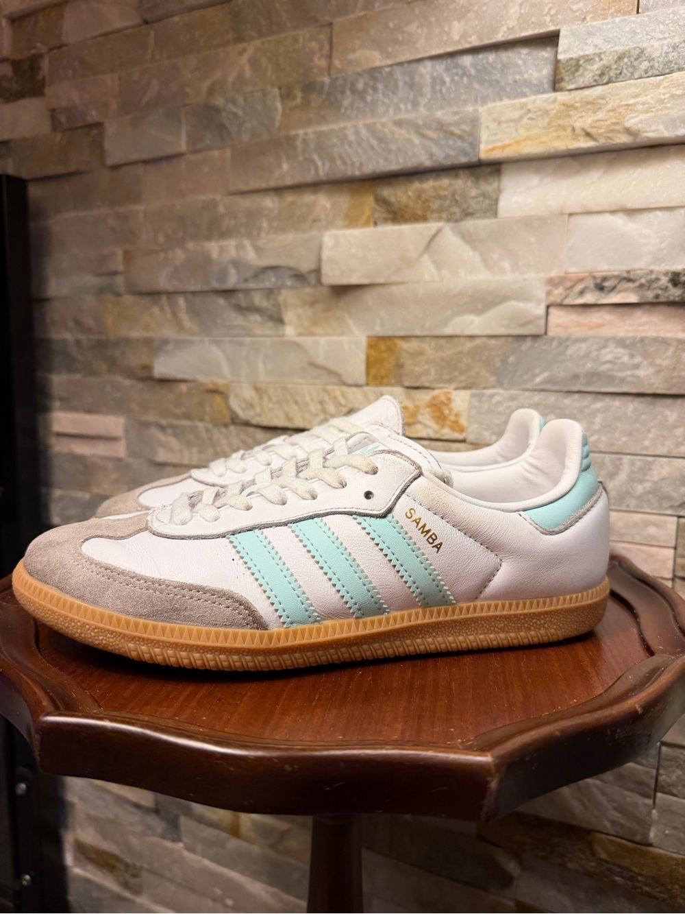 Juniors Sz 5 Adidas Originals Samba OG Cloud White Flash Aqua Sneaker Shoe EUC